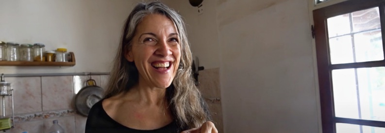 Patricia sonriendo